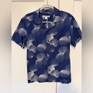 Outerknown Men's Navy and White Leaf Print Shirt